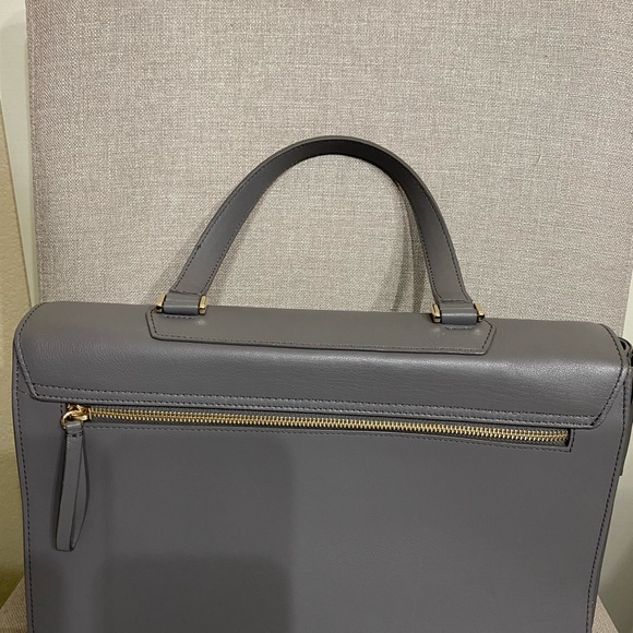 Pre loved grey leather Furla handbag - Picture 4 of 16